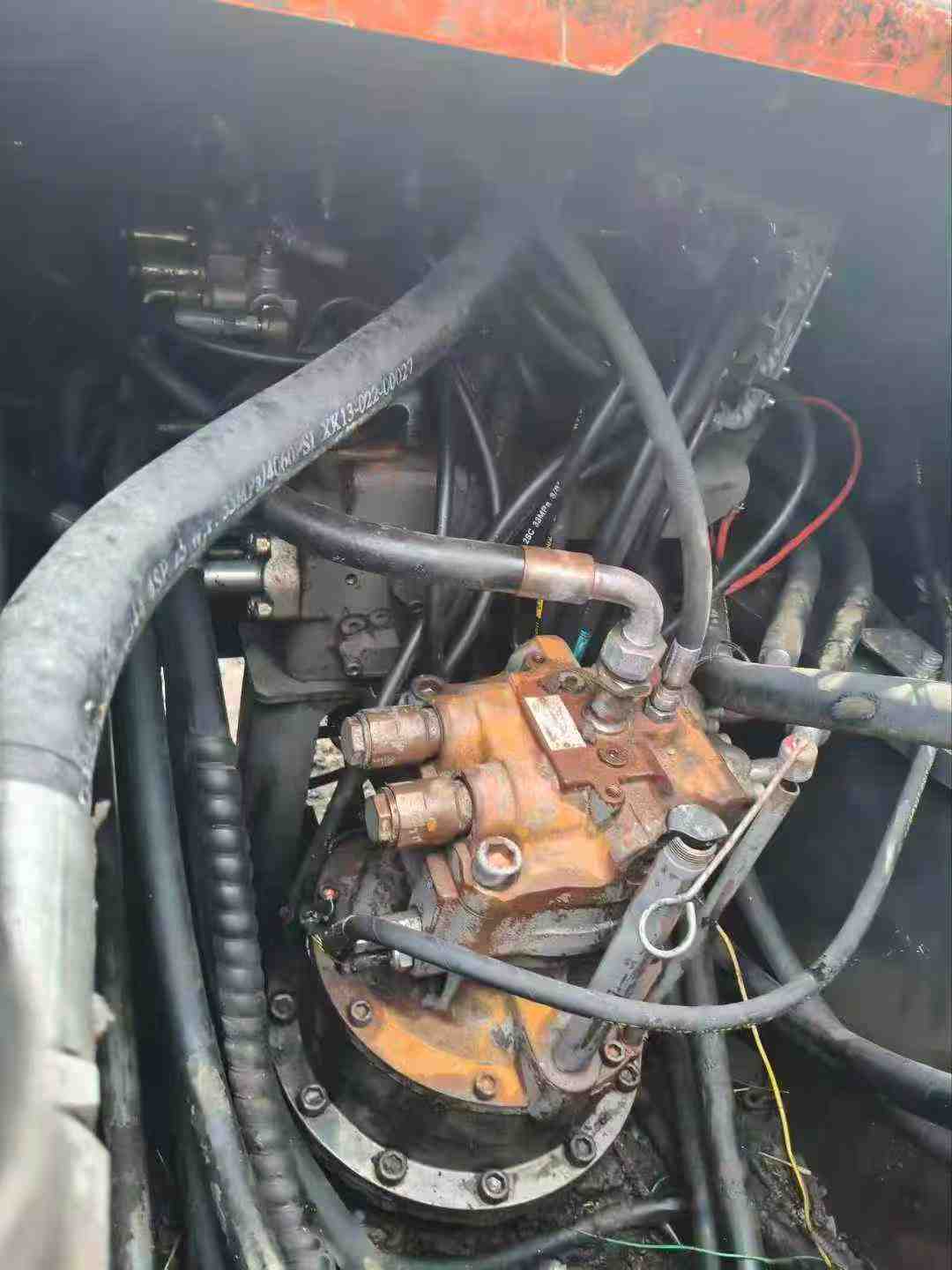 Used Hitachi EX210-5 Excavator 2016 Model / 3