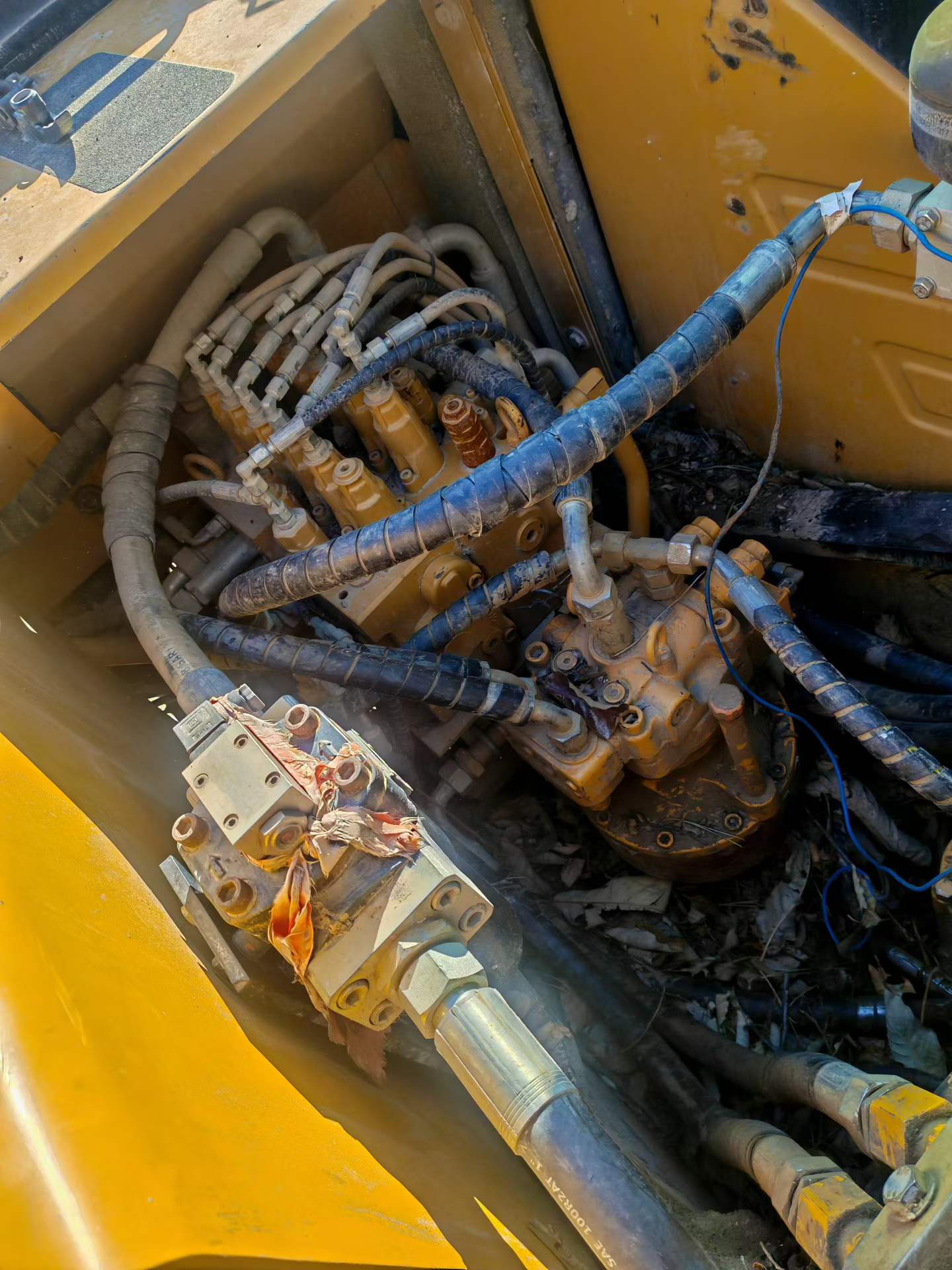 Used Sany SY135 Excavator 2016 Model / 8