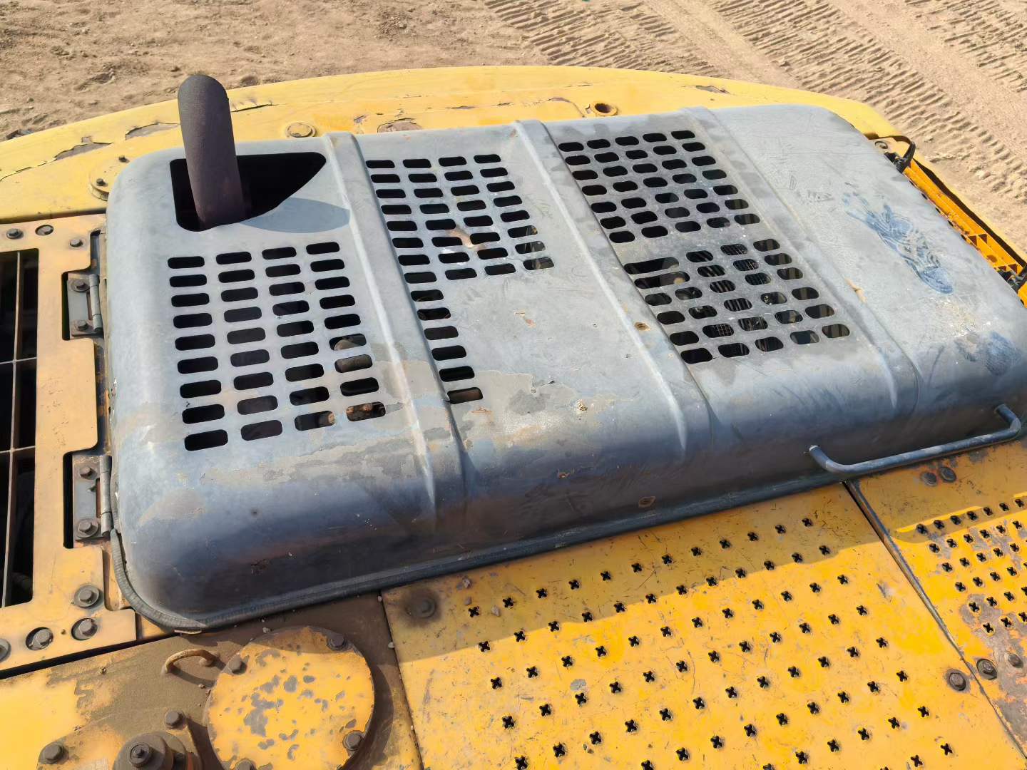 Buy Sany SY215C-8S Used Excavator / 7 Used Sany SY215C-8S Excavator 2011 Model / 7