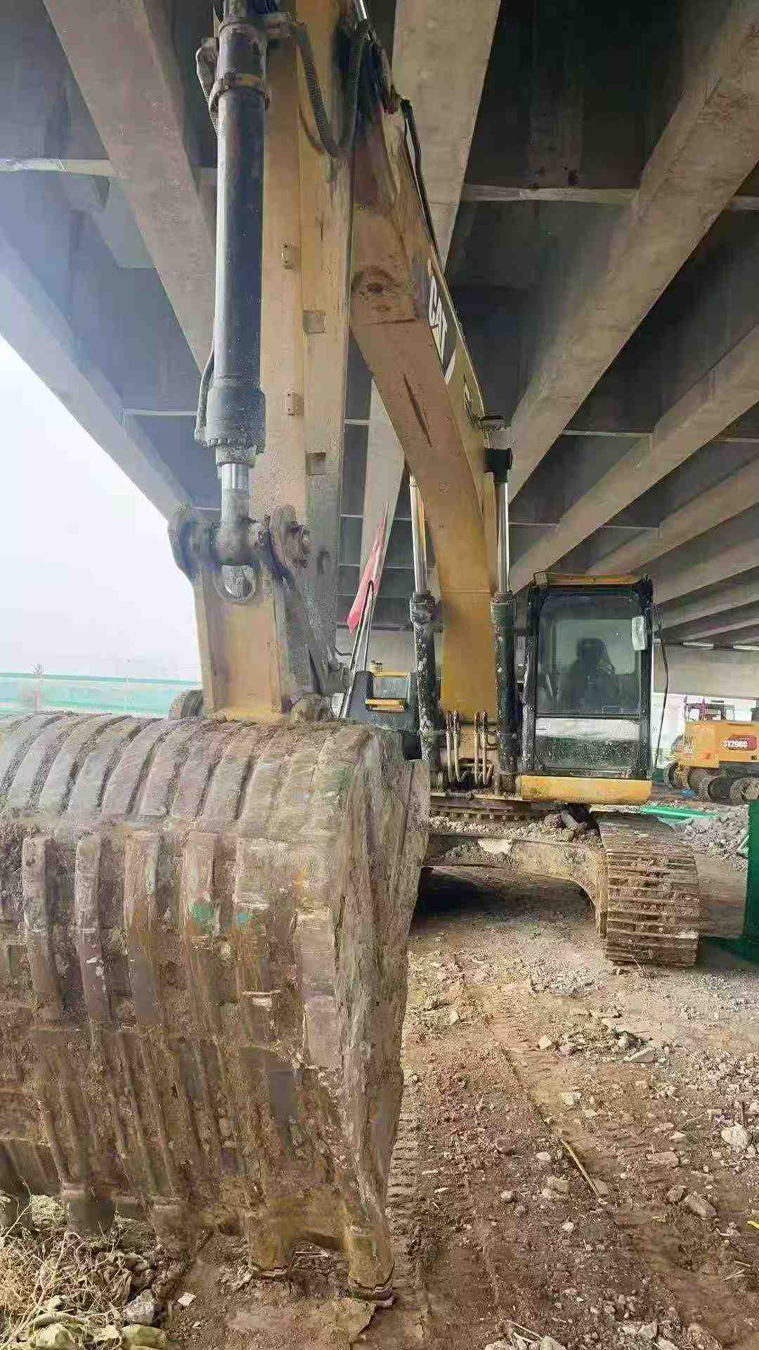 Used Caterpillar CT18 Excavator 2014 Model / 4