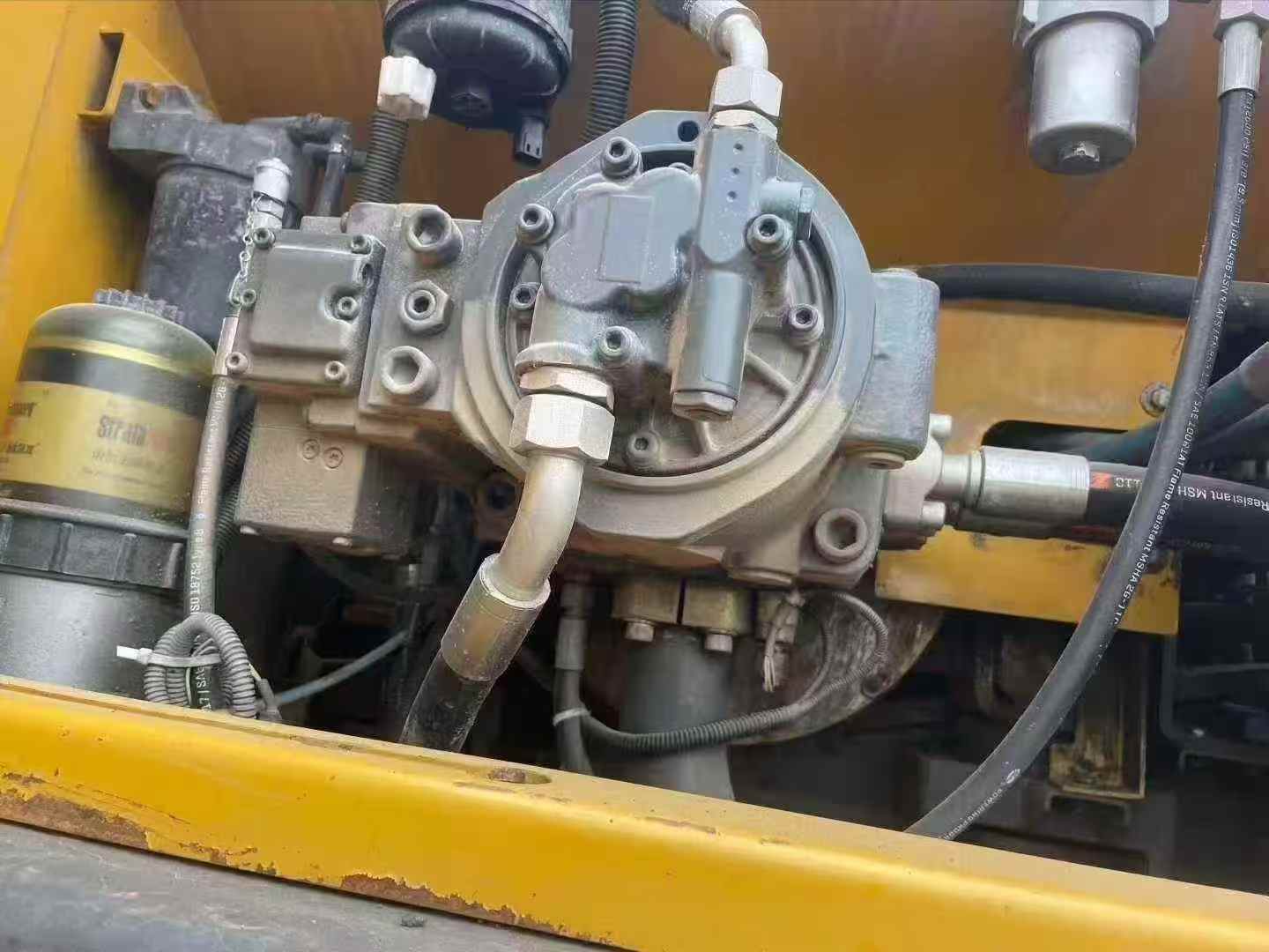 Used XCMG XE215D Excavator 2020 Model / 5