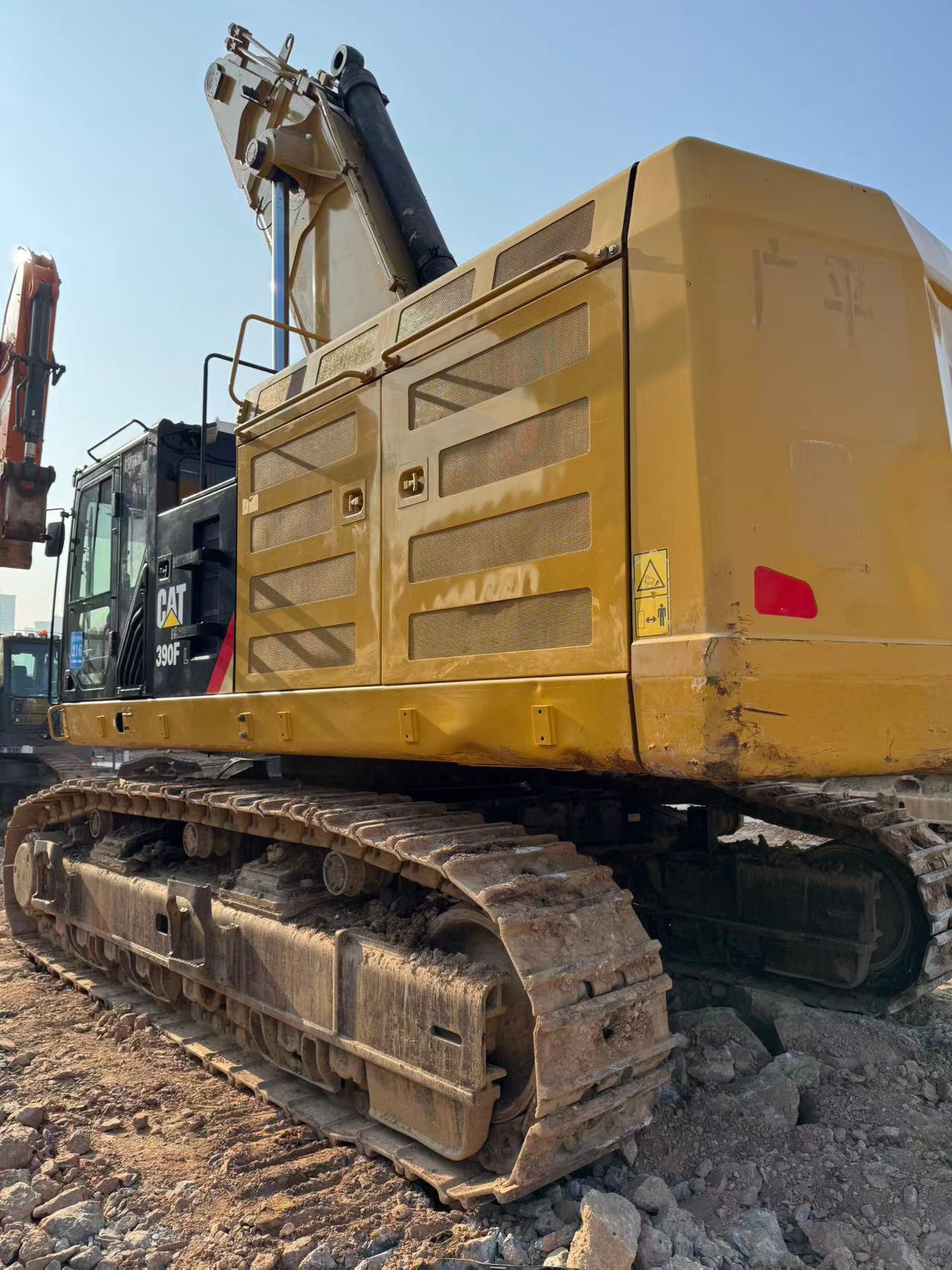 Used Caterpillar 374F Excavator 2016 Model / 2