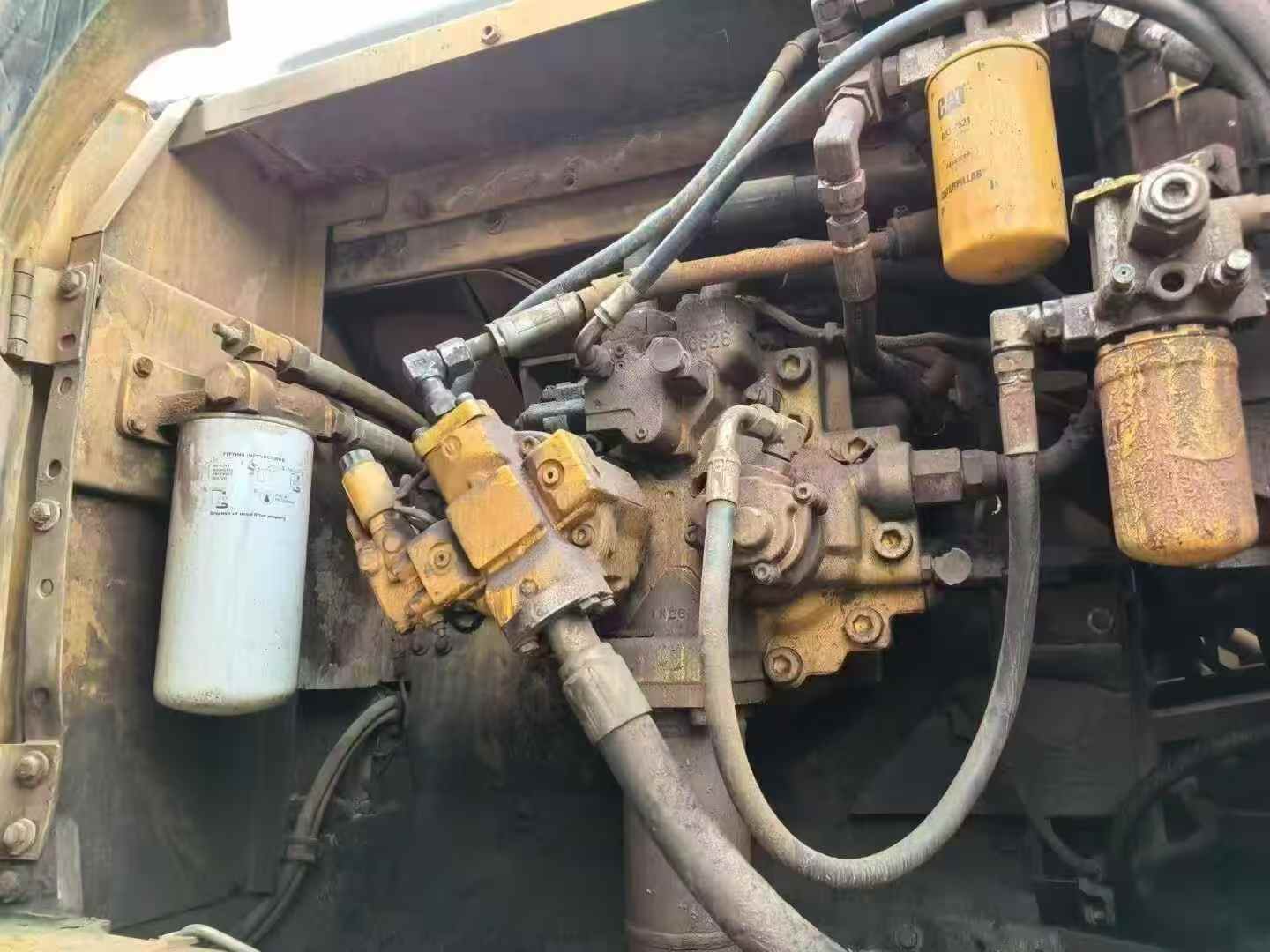 Buy Caterpillar CT16 Used Excavator / 6 Used Caterpillar CT16 Excavator 2012 Model / 6