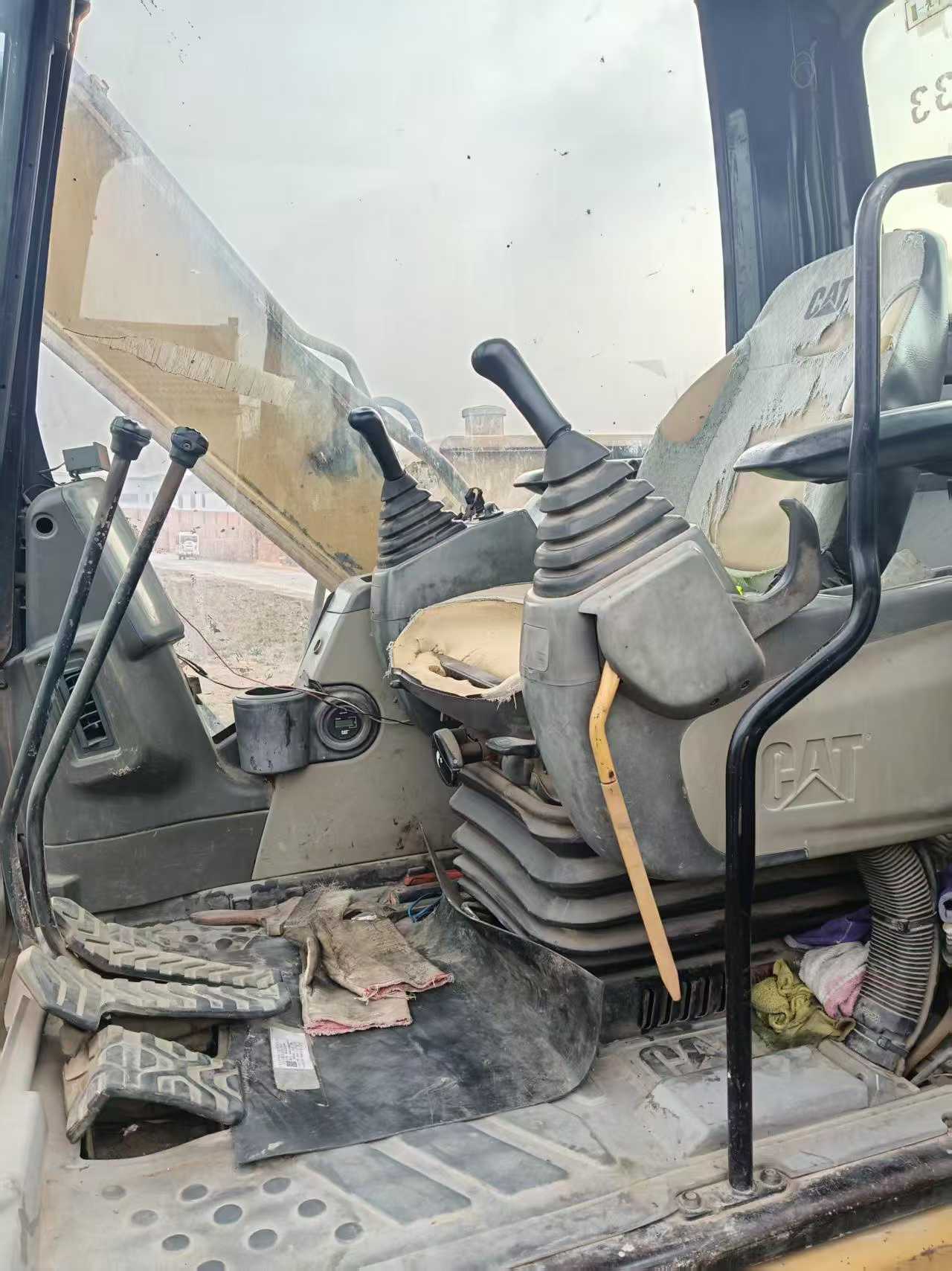 Used Caterpillar 307V2 Excavator 2011 Model / 9