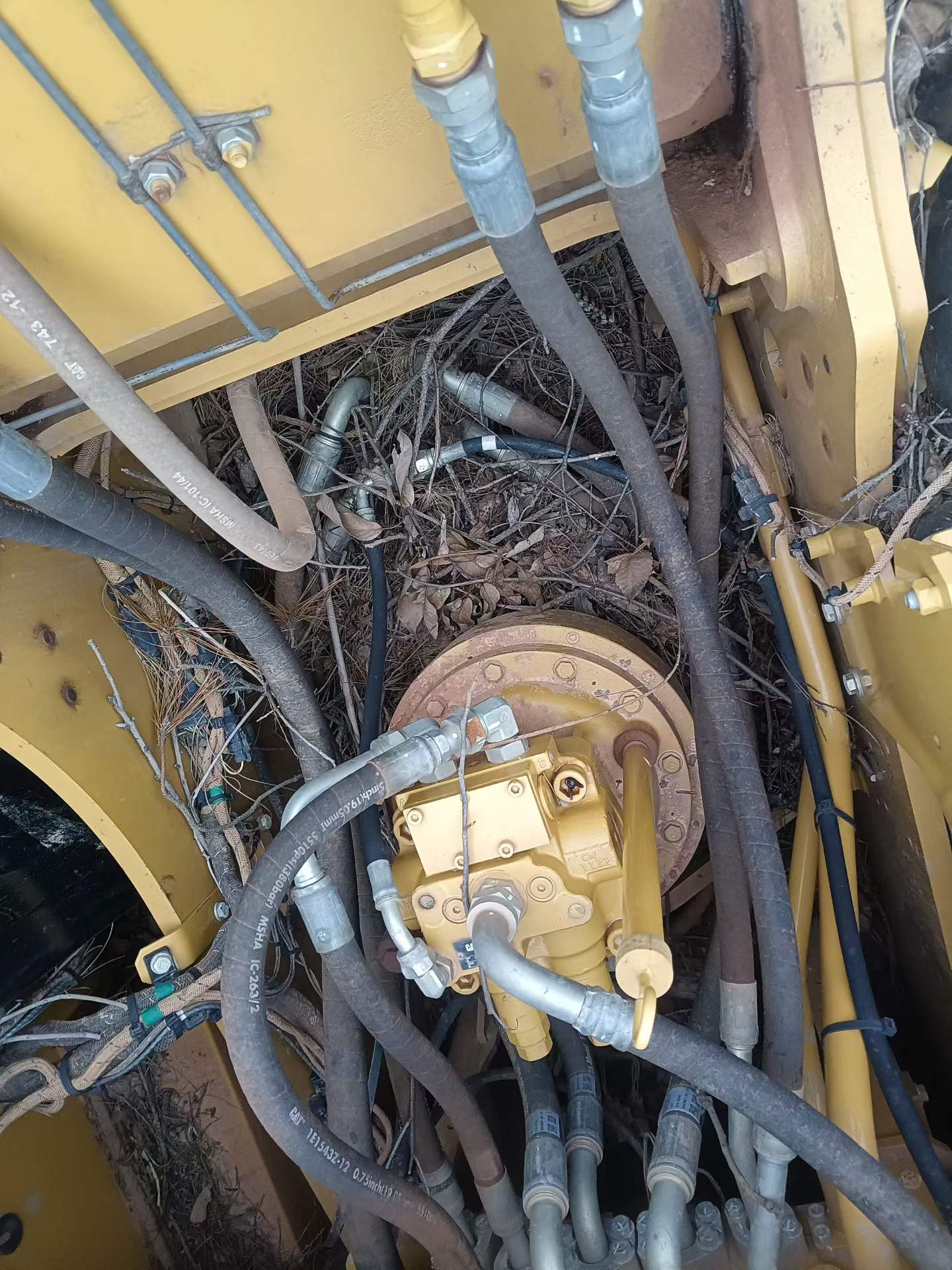 Used Caterpillar 323 Excavator 2021 Model / 7