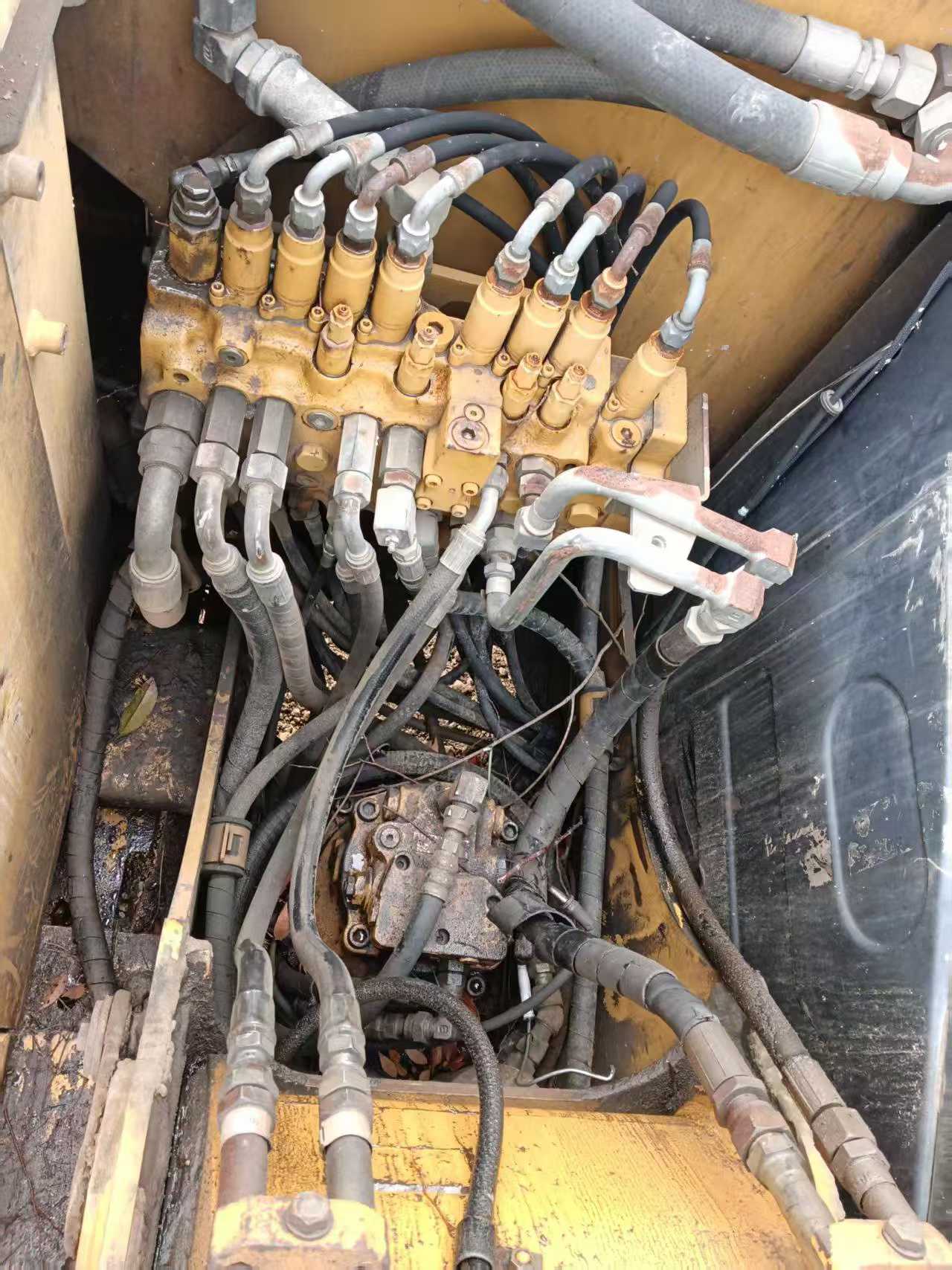 Used Caterpillar 307V2 Excavator 2011 Model / 6