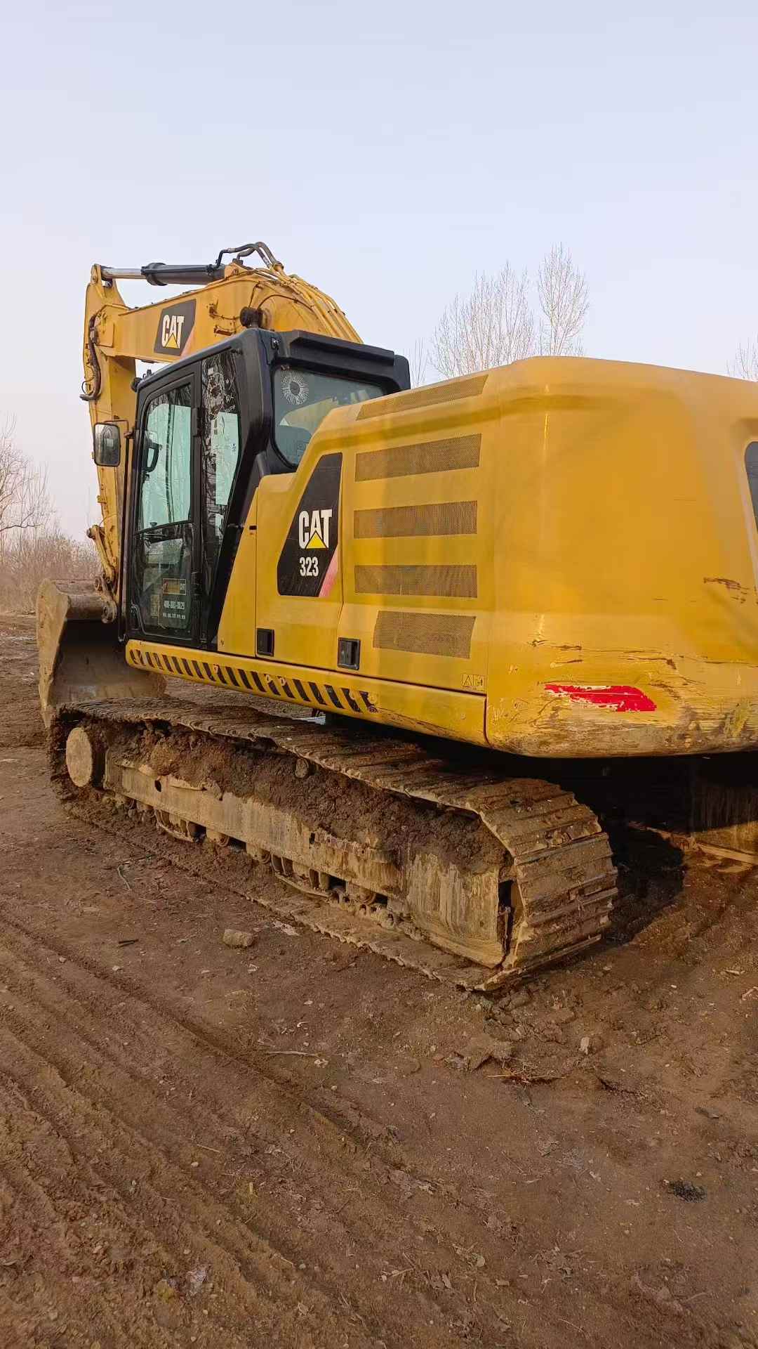 Buy Caterpillar 323 Used Excavator