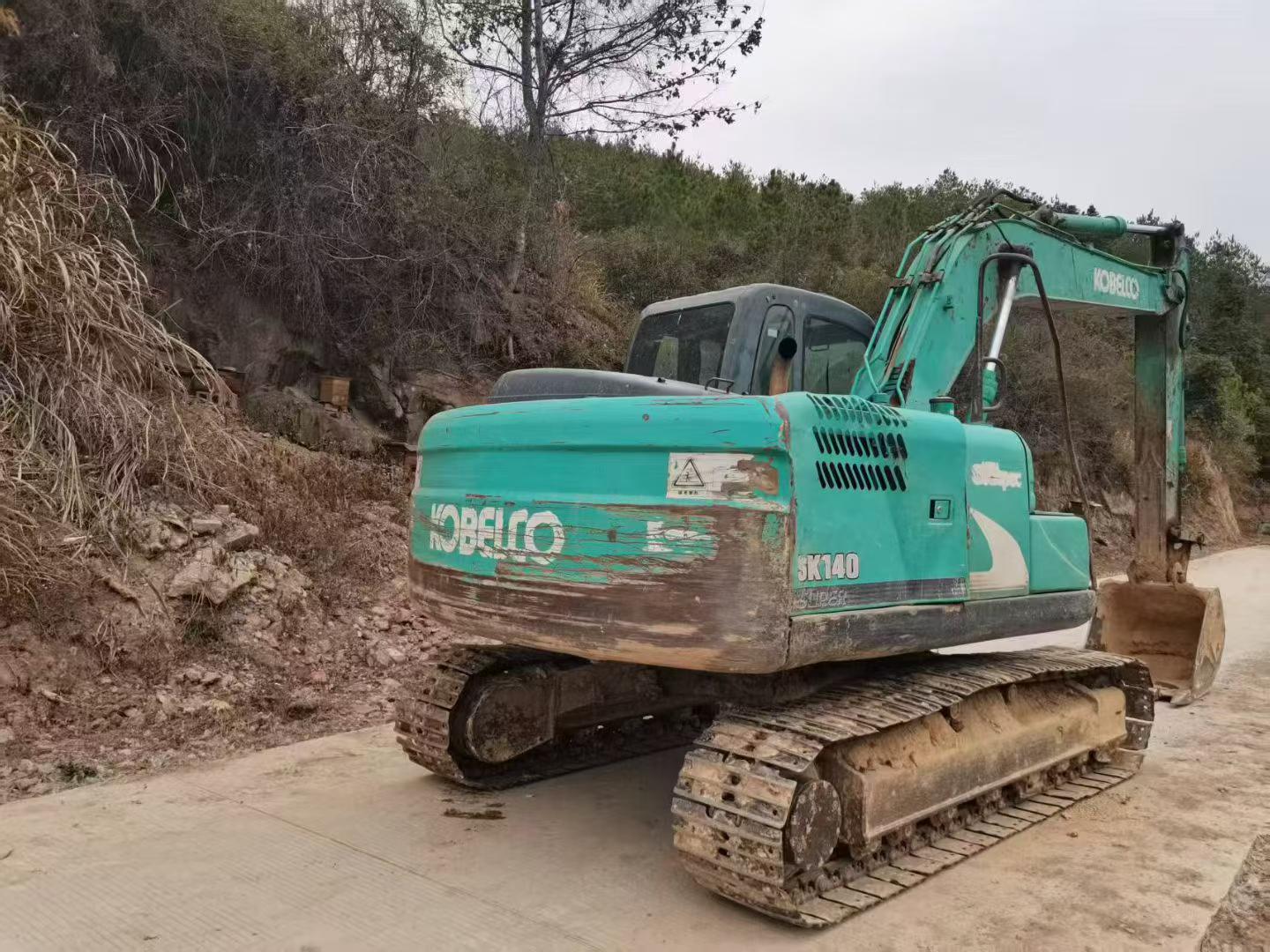 Used Kobelco SK140 Excavator 2016 Model / 2