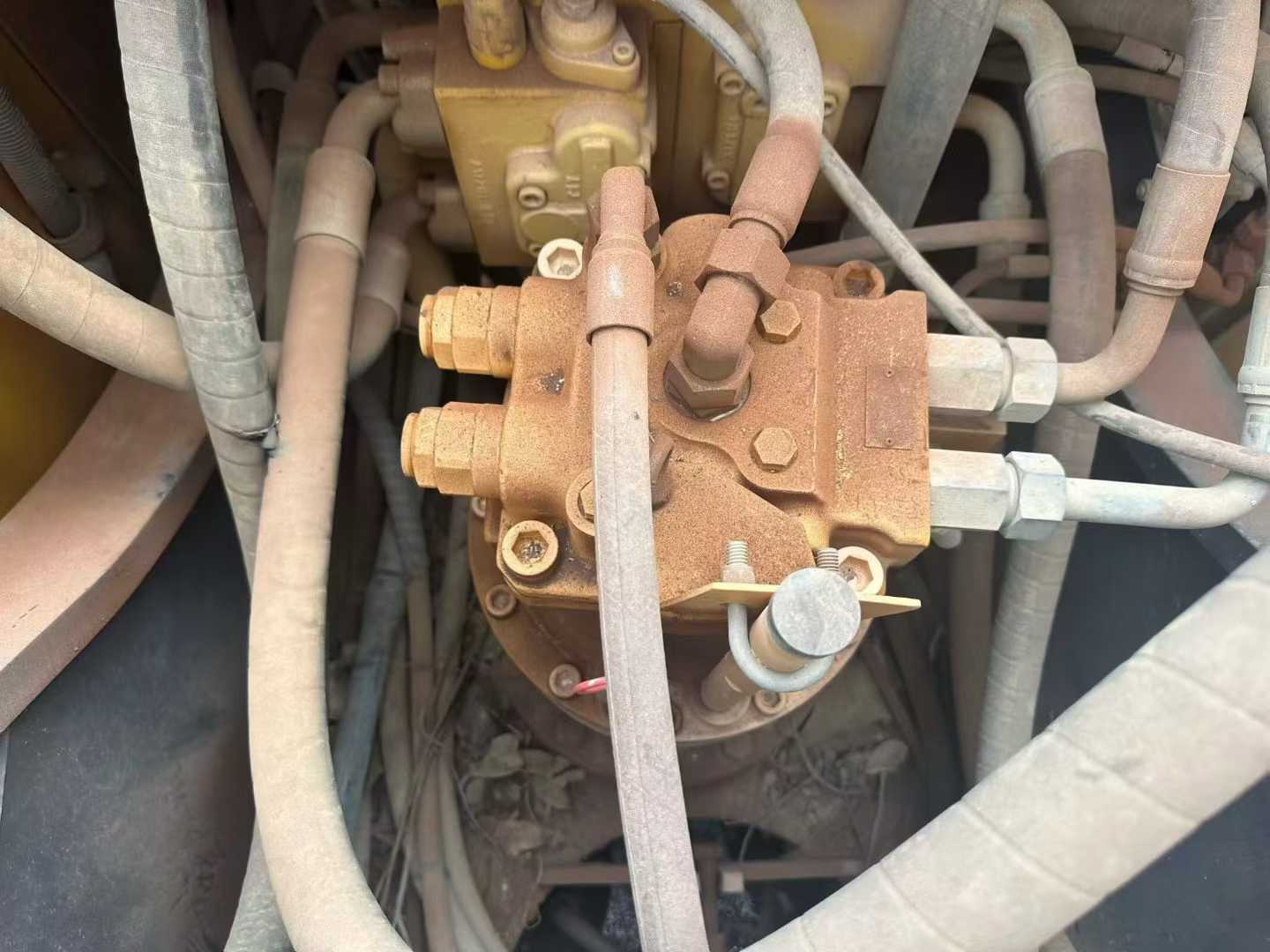 Used Sany SY215W Excavator 2020 Model / 3