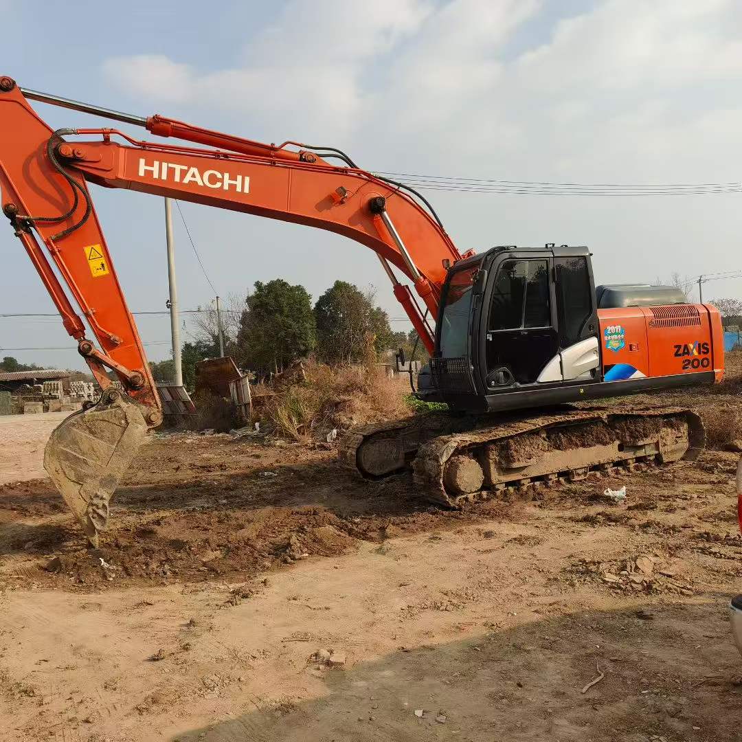 Used Hitachi ZAXIS200 Excavator 2020 Model / 3