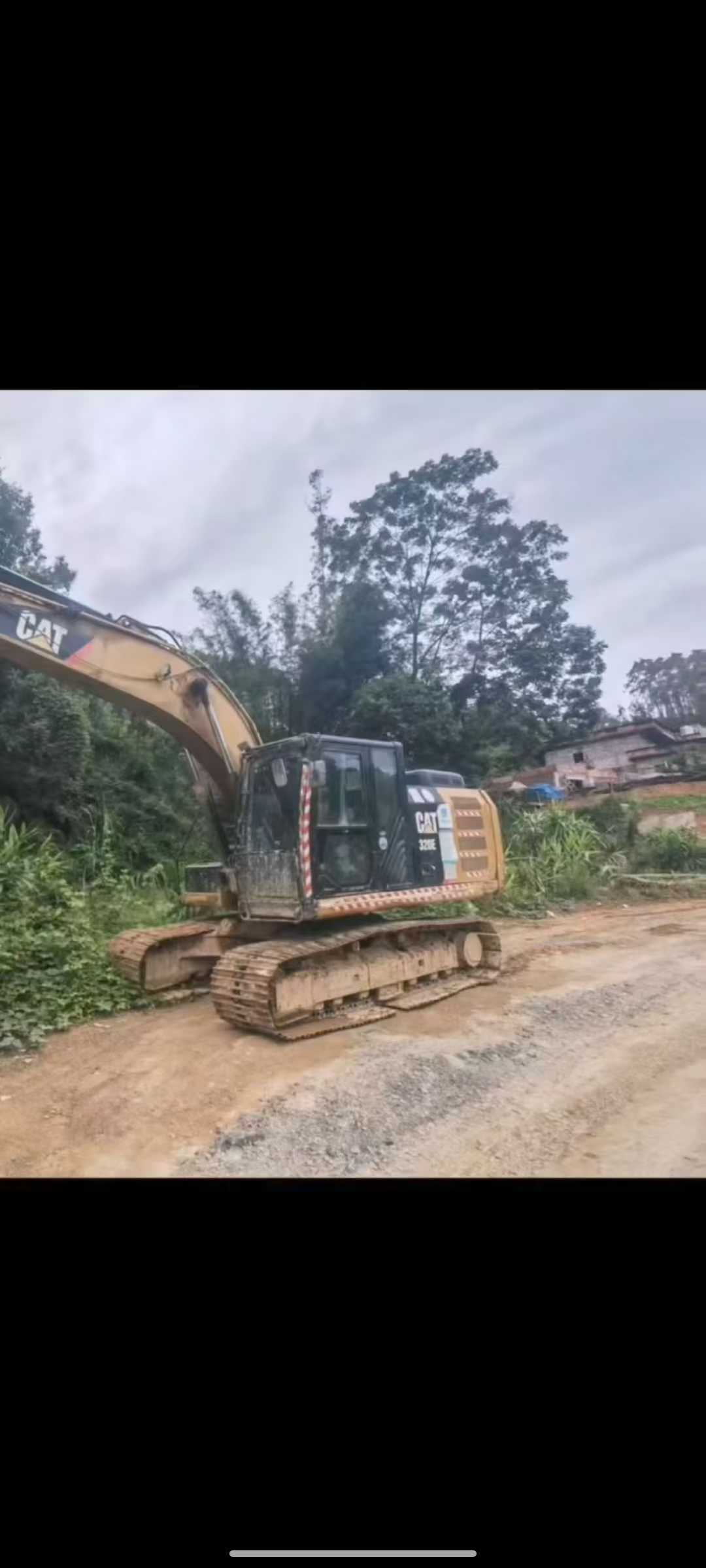 Used Komatsu WA320 Excavator 2021 Model / 3