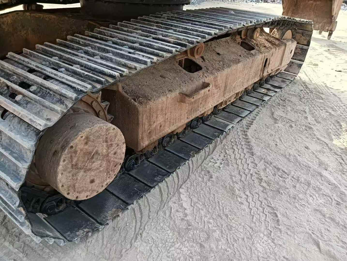 Used Komatsu PC200-8N1 Excavator 2018 Model / 8