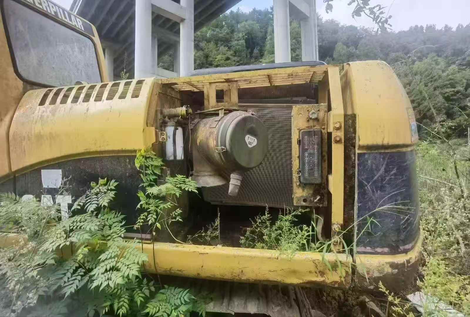 Used Caterpillar 325L Excavator 2016 Model / 2