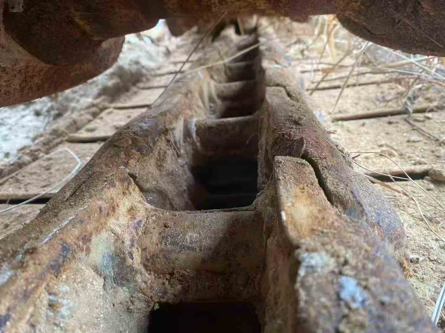 Used Hitachi EX210 Excavator 2016 Model / 4