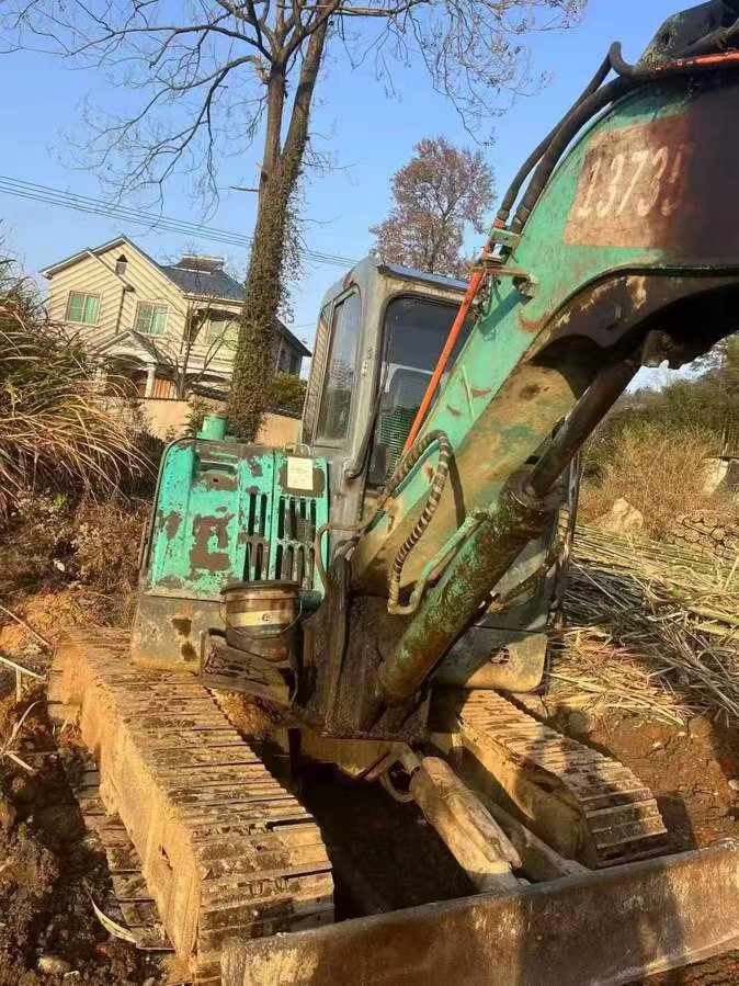 Buy Kobelco SK60-8 Used Excavator