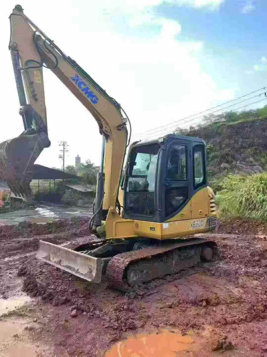 Used XCMG XE60 Excavator 2016 Model / 2