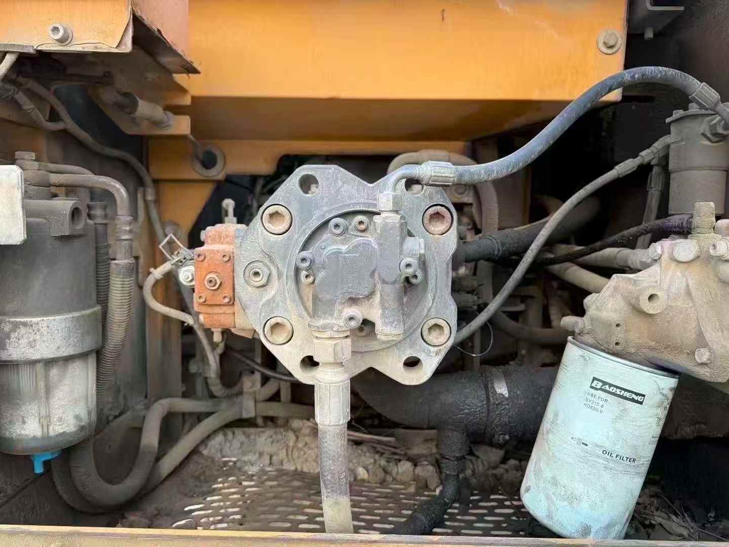 Used Sany SY205H Excavator 2014 Model / 8