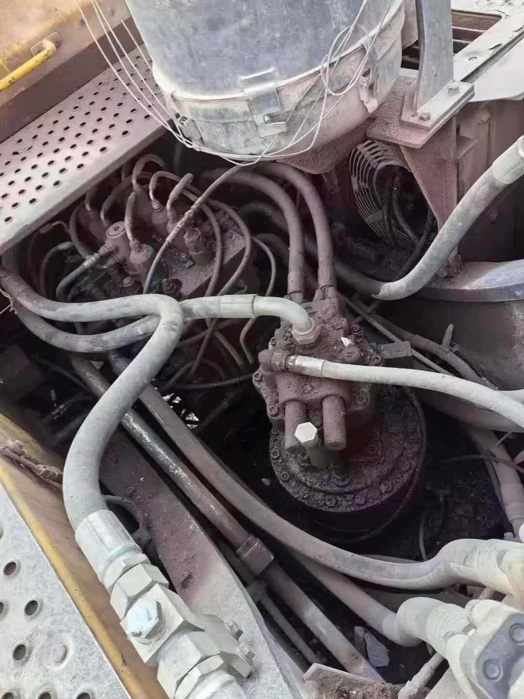 Used Volvo ECR38 Excavator 2014 Model / 4