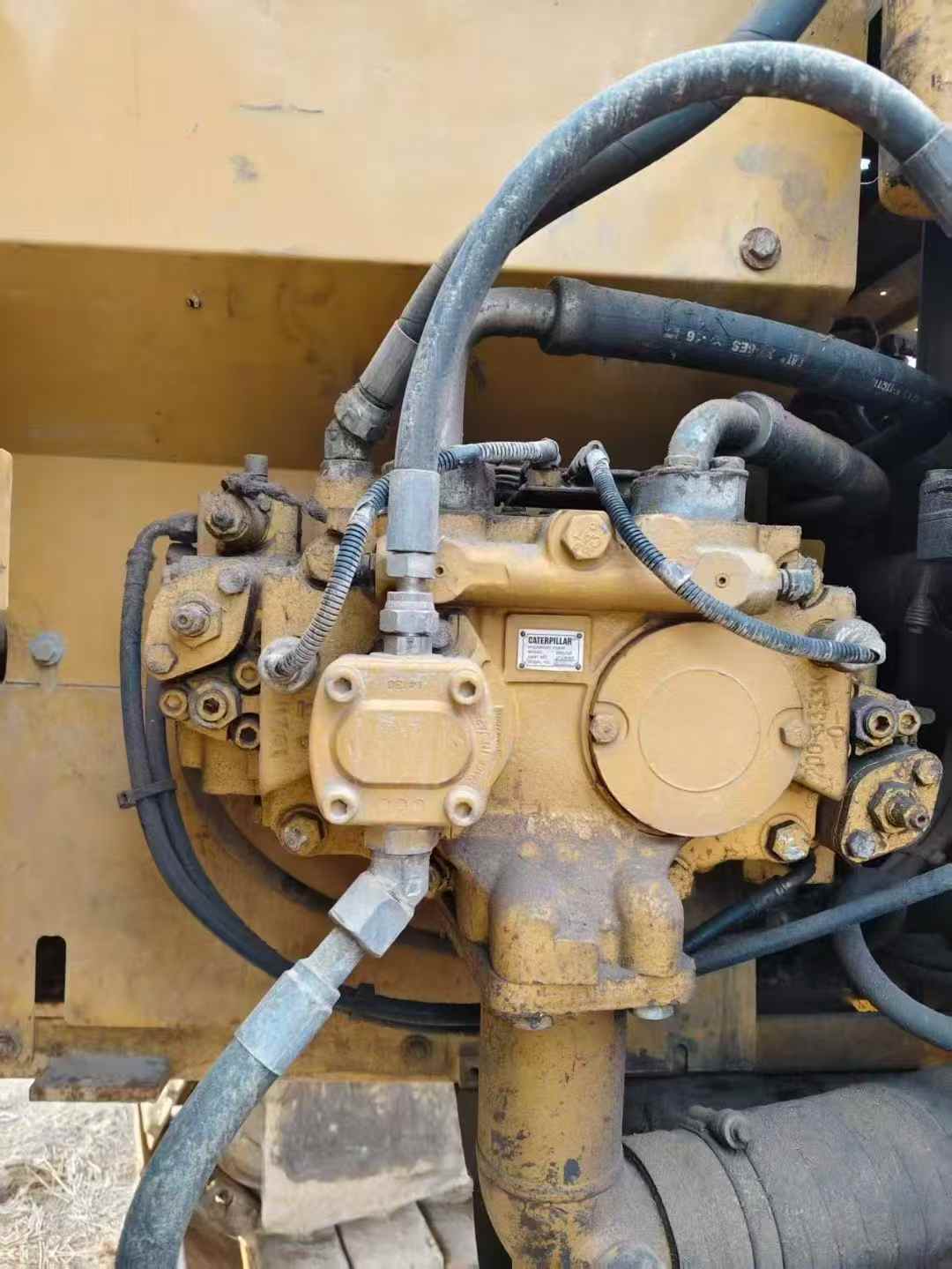 Buy Caterpillar 320D Used Excavator / 6 Used Caterpillar 320D Excavator 2012 Model / 6