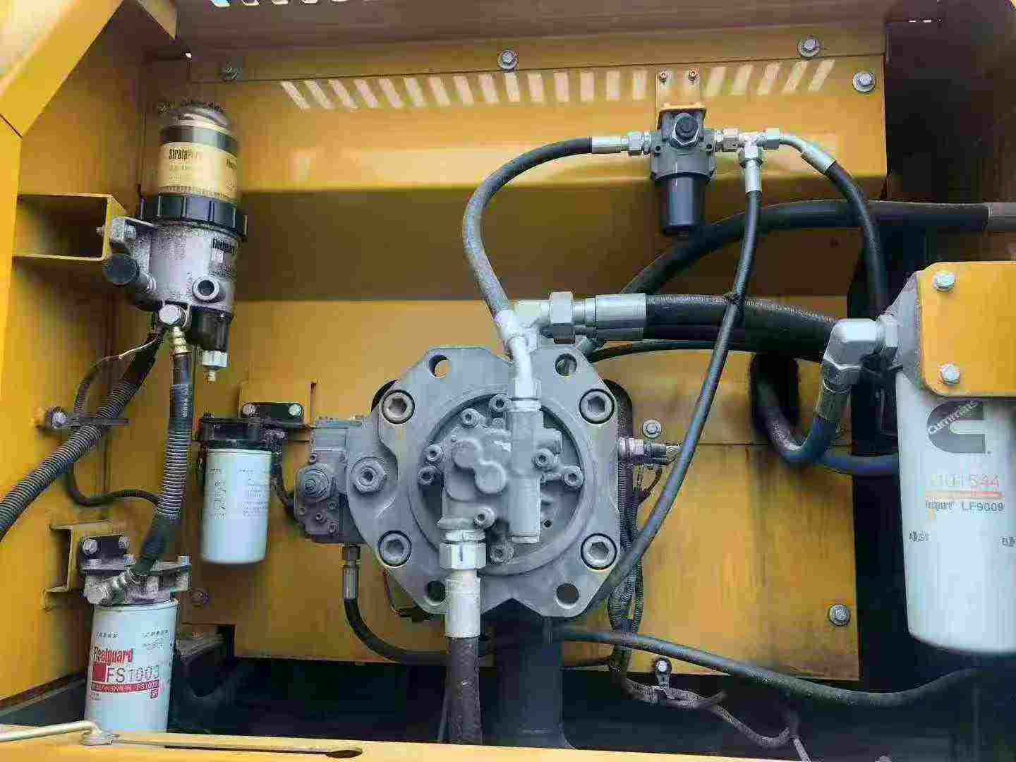 Buy XCMG XE335DK Used Excavator / 9 Used XCMG XE335DK Excavator 2022 Model / 9