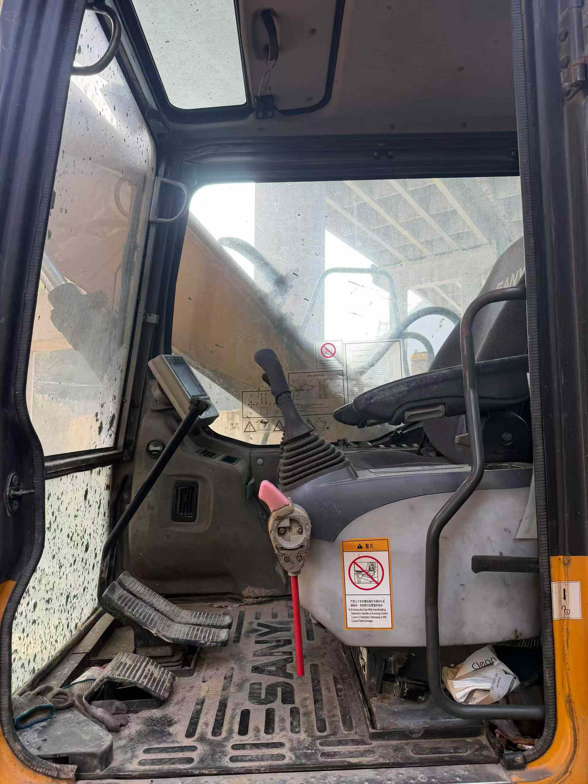 Used Sany SY135 Excavator 2014 Model / 5