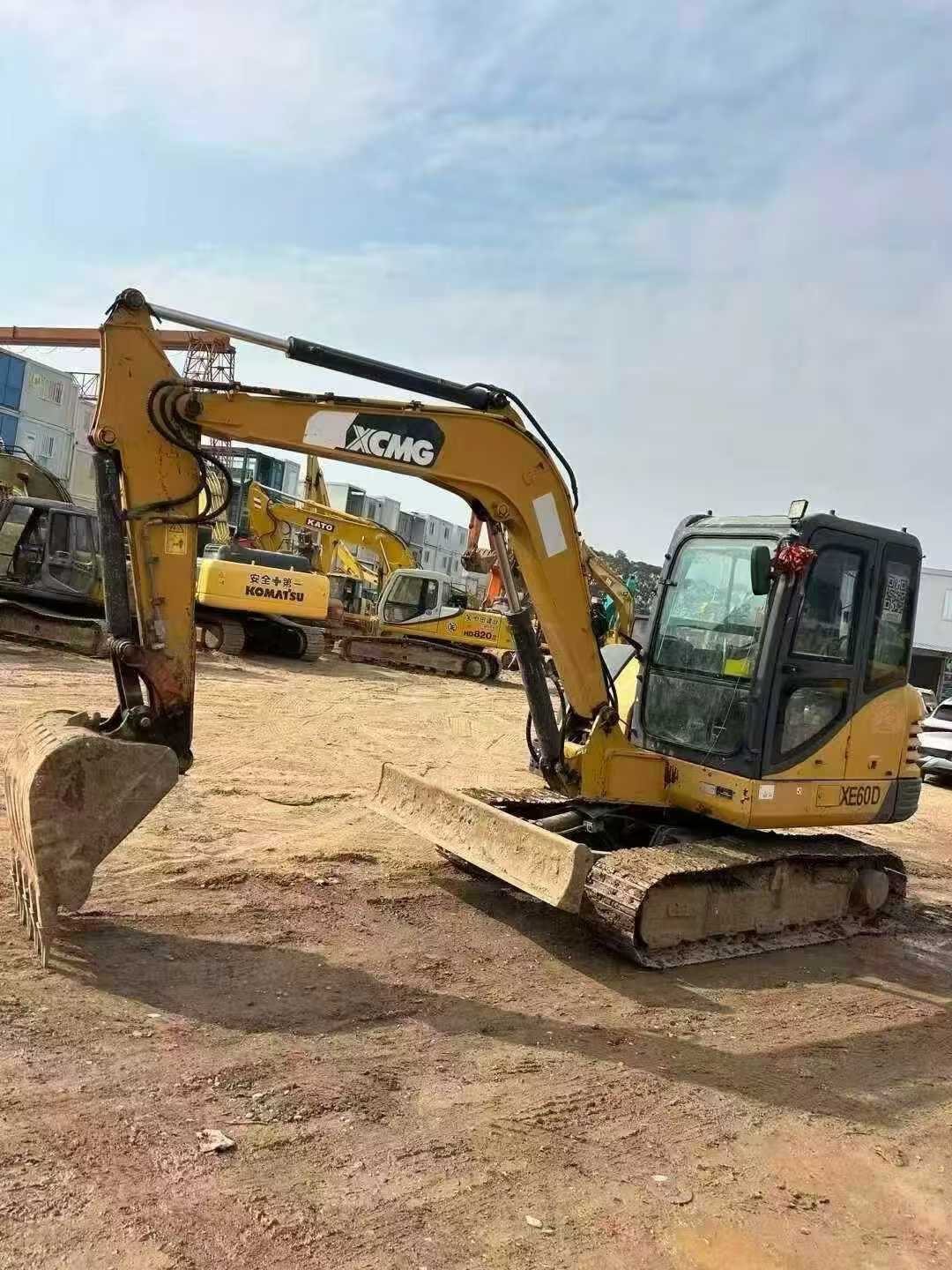 Used XCMG XE55U Excavator 2019 Model / 3