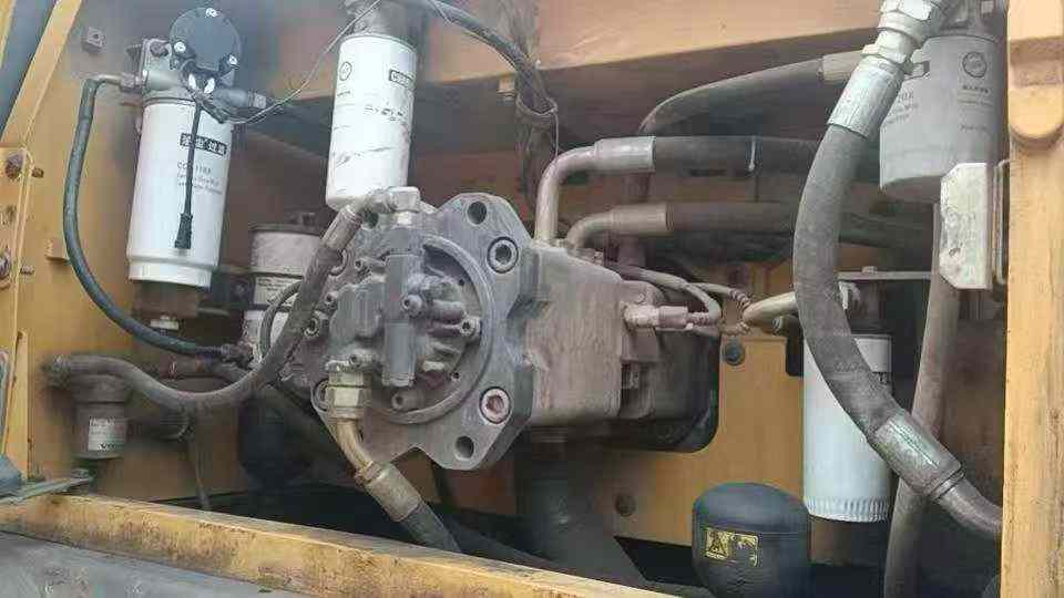 Used Volvo EC300DL Excavator 2016 Model / 4