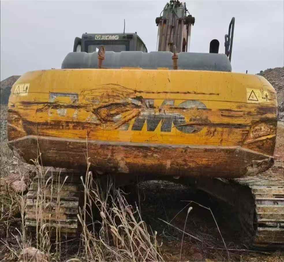 Used XCMG XE270GK Excavator 2019 Model / 4