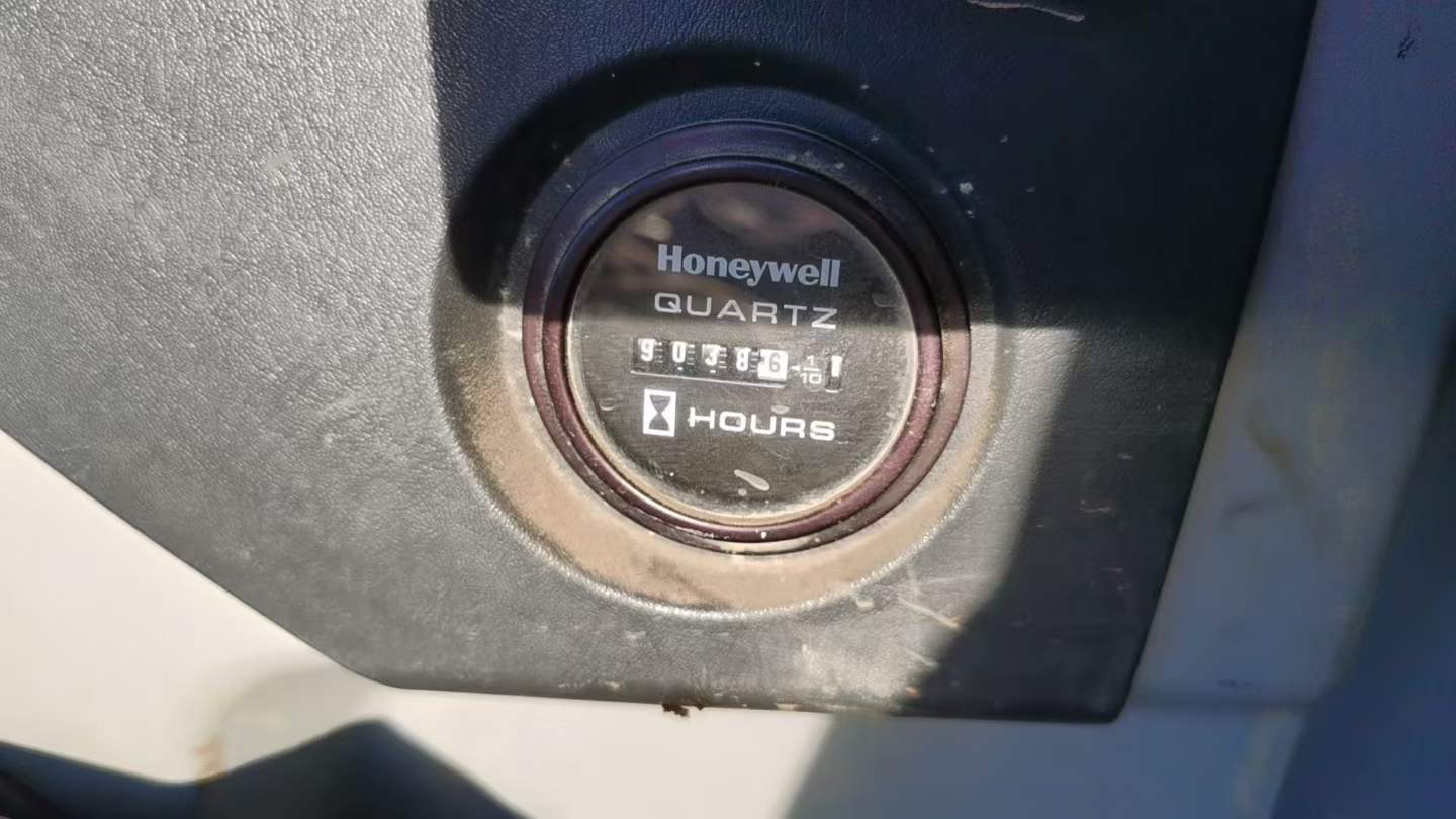 Used Hyundai R215VSN Excavator 2019 Model / 5