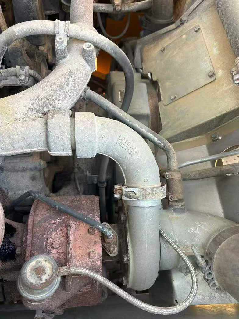 Used Liebherr R966 Excavator 2016 Model / 4