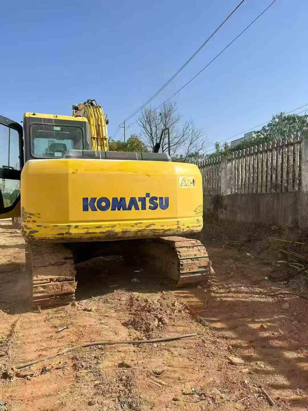 Used Komatsu PC130 Excavator 2016 Model / 4