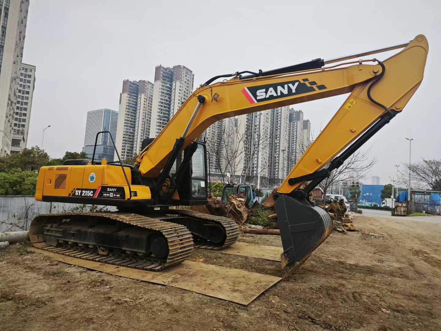 Used Sany SY215W Excavator 2014 Model / 2