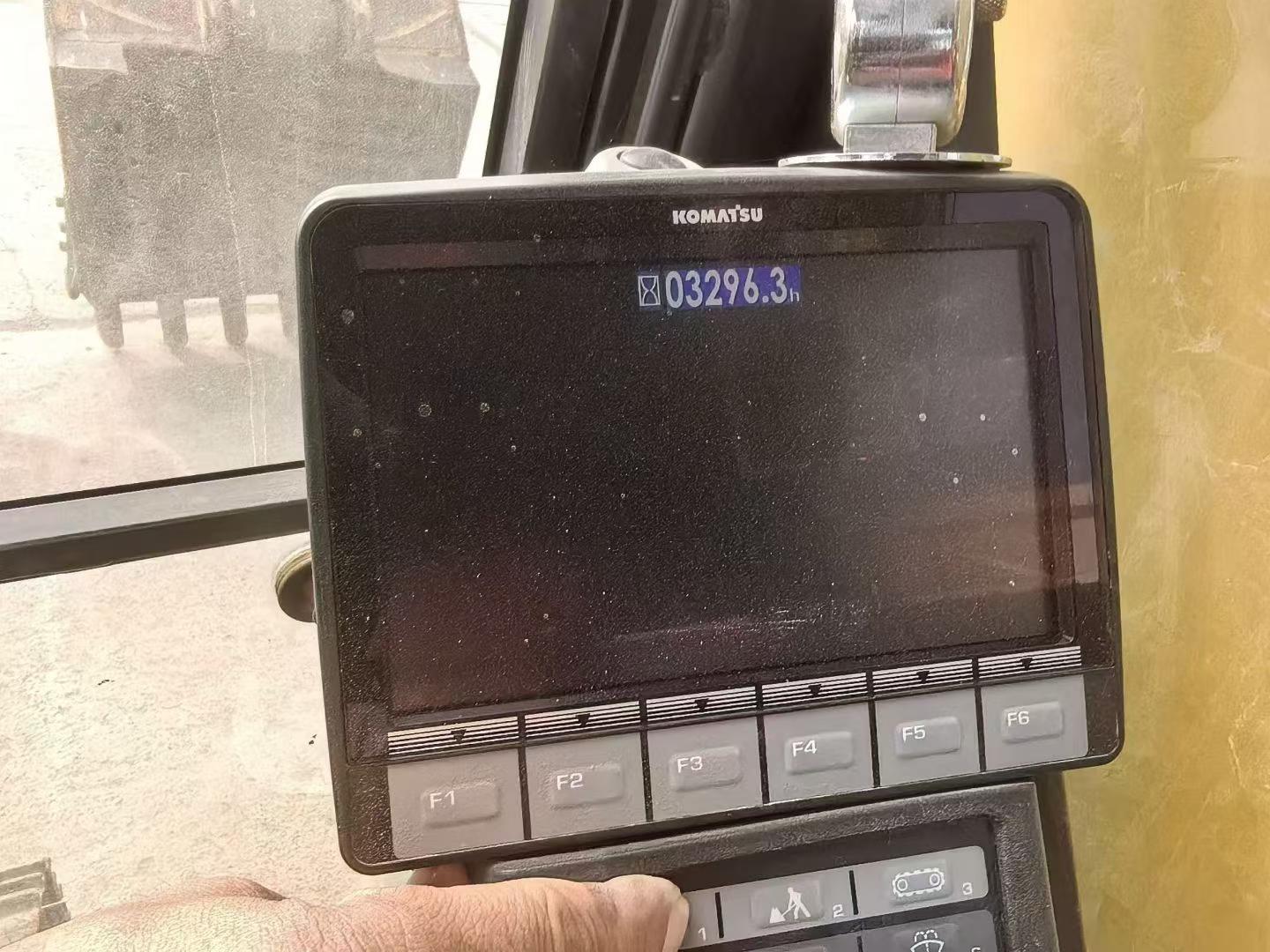 Used Komatsu PC200 Excavator 2021 Model / 9