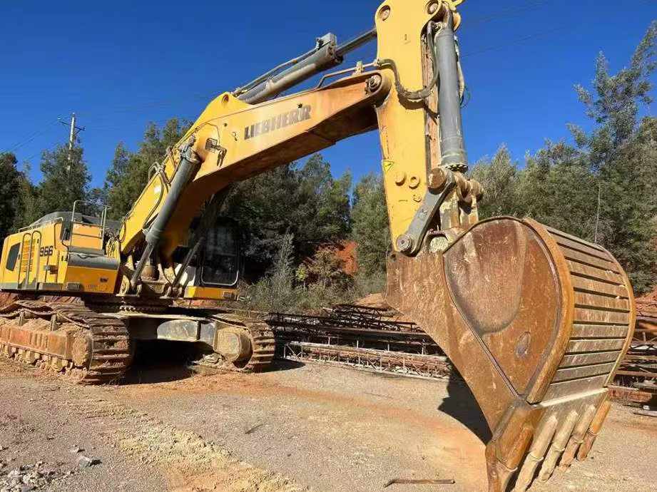 Buy Liebherr R966 Used Excavator