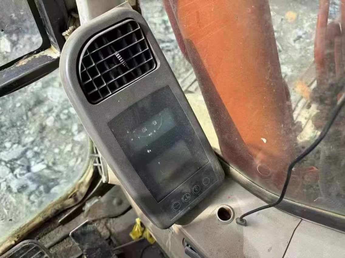 Used Doosan DX15 Excavator 2016 Model / 8