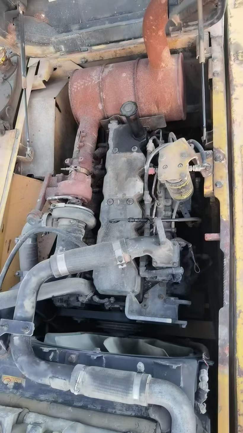 Used Komatsu PC210LC-8 Excavator 2016 Model / 4