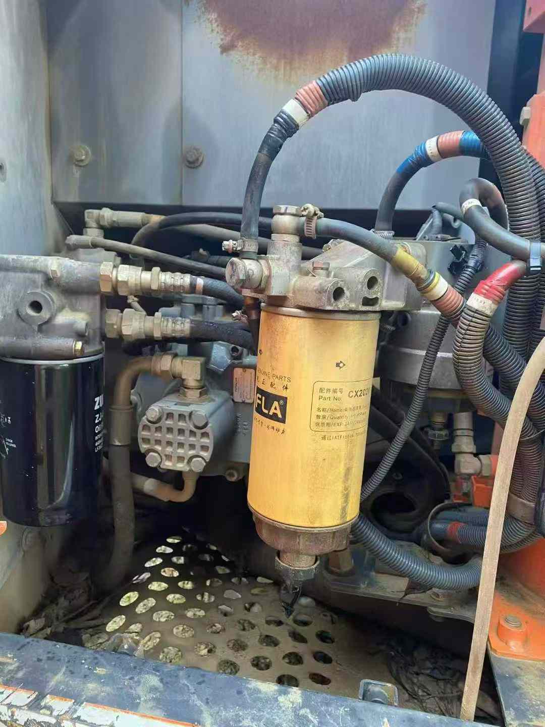 Used Hitachi ZX130-5A Excavator 2017 Model / 7