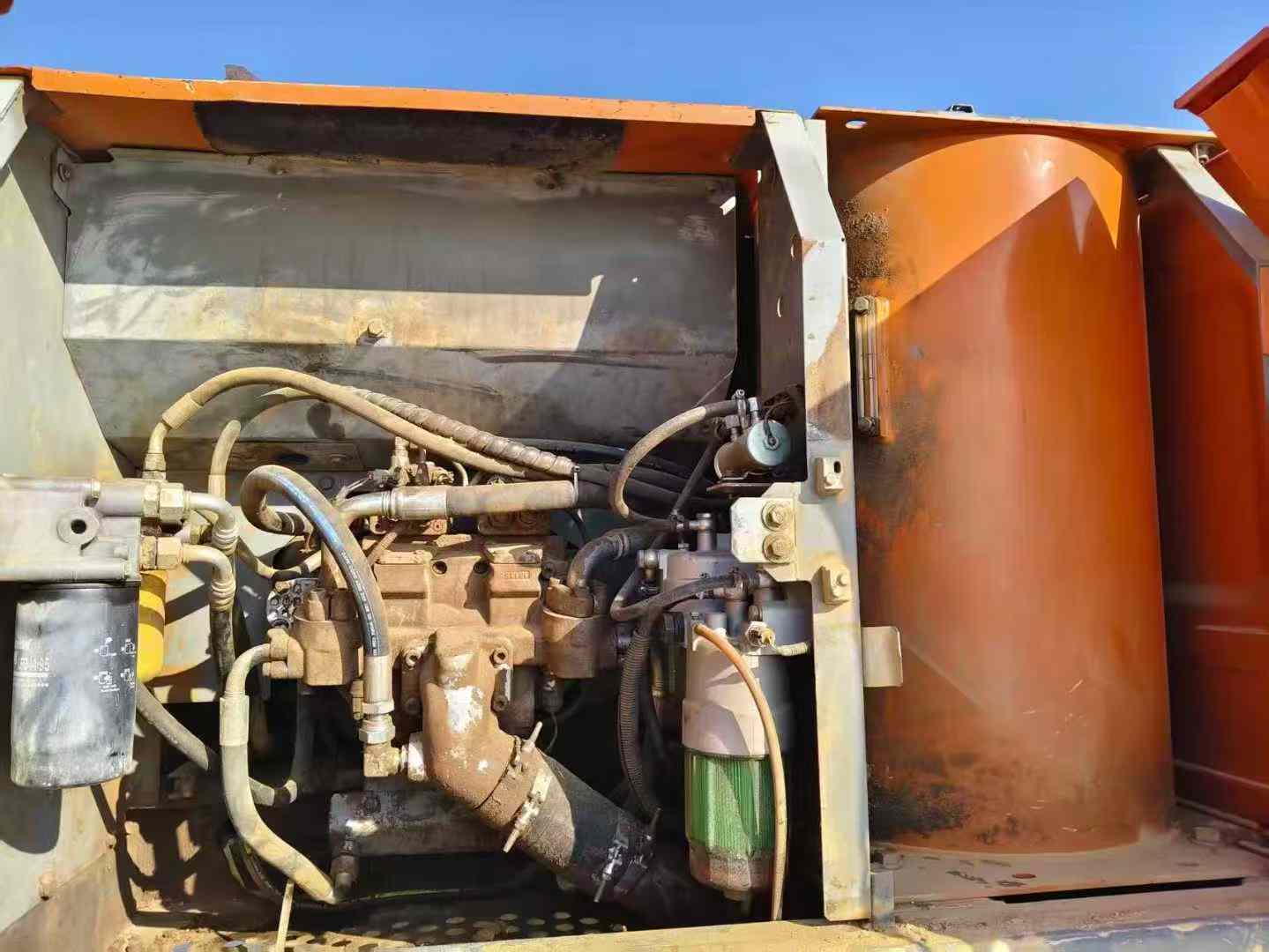 Used Hitachi ZAXIS200 Excavator 2011 Model / 5