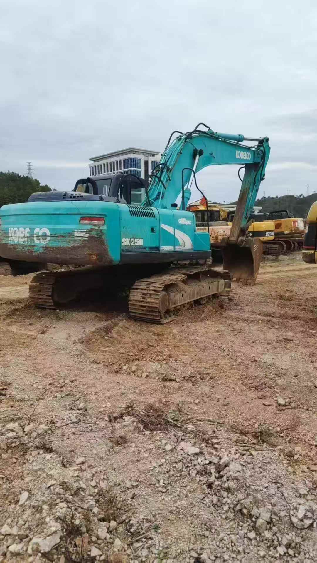 Used Kobelco SK250 Excavator 2014 Model / 2