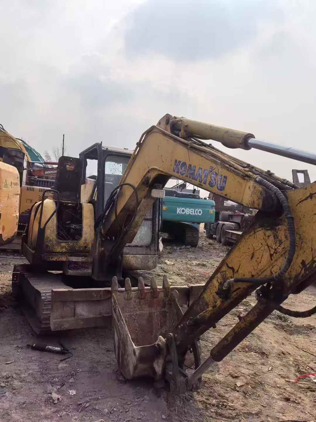 Used Komatsu PC03 Excavator 2014 Model / 3