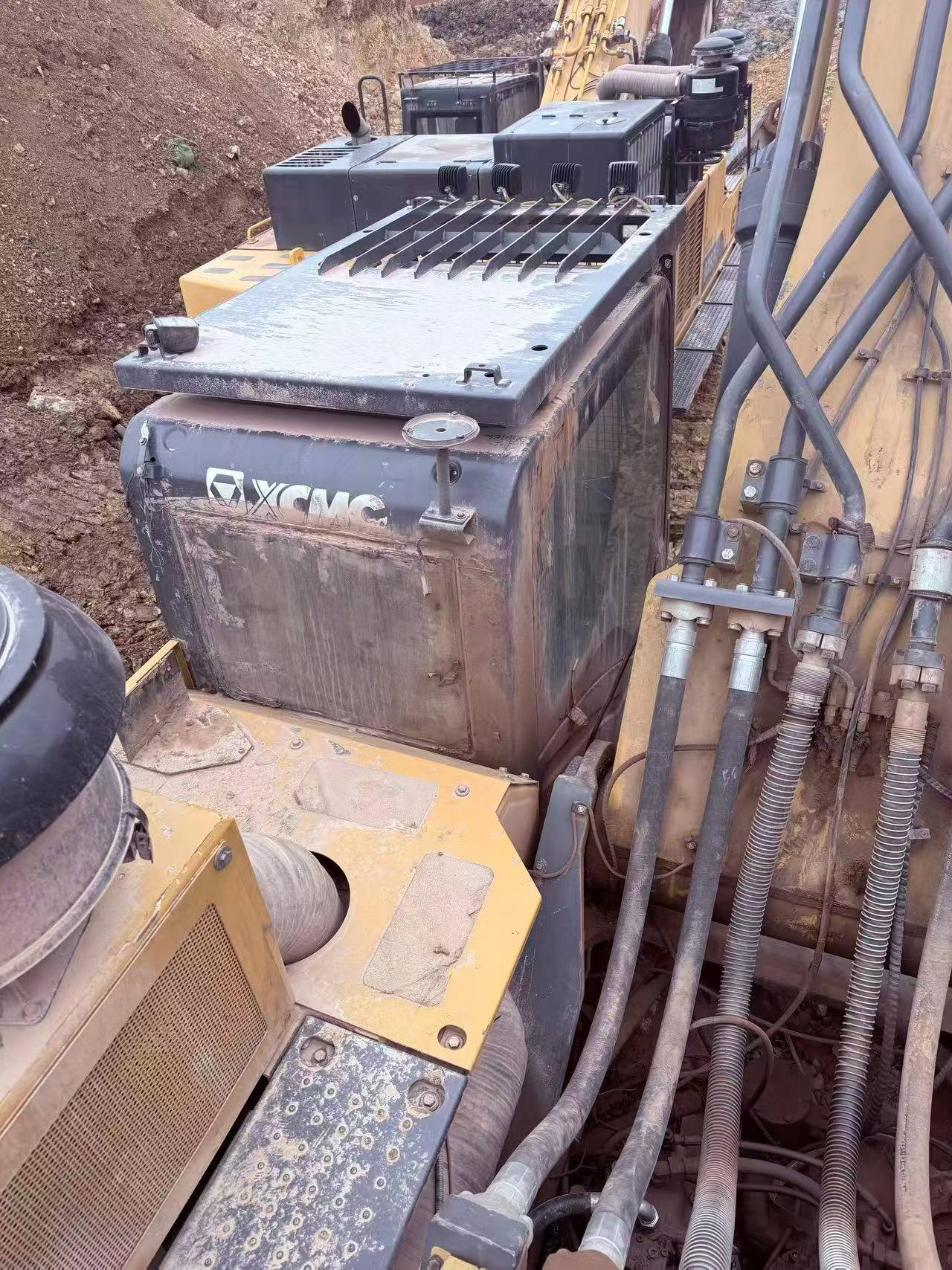 Used XCMG XE750G Excavator 2016 Model / 2