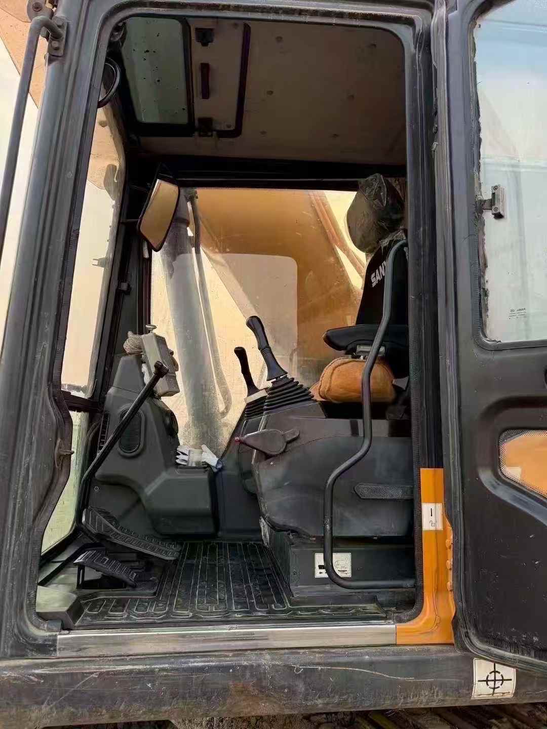 Used Sany SY205H Excavator 2014 Model / 7