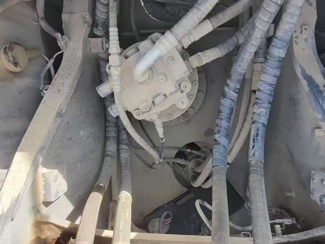 Used Case WX240 Excavator 2016 Model / 5