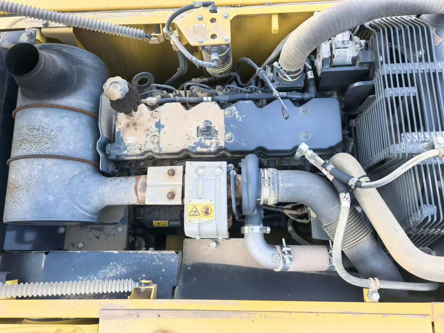 Used Komatsu PC200 Excavator 2021 Model / 6