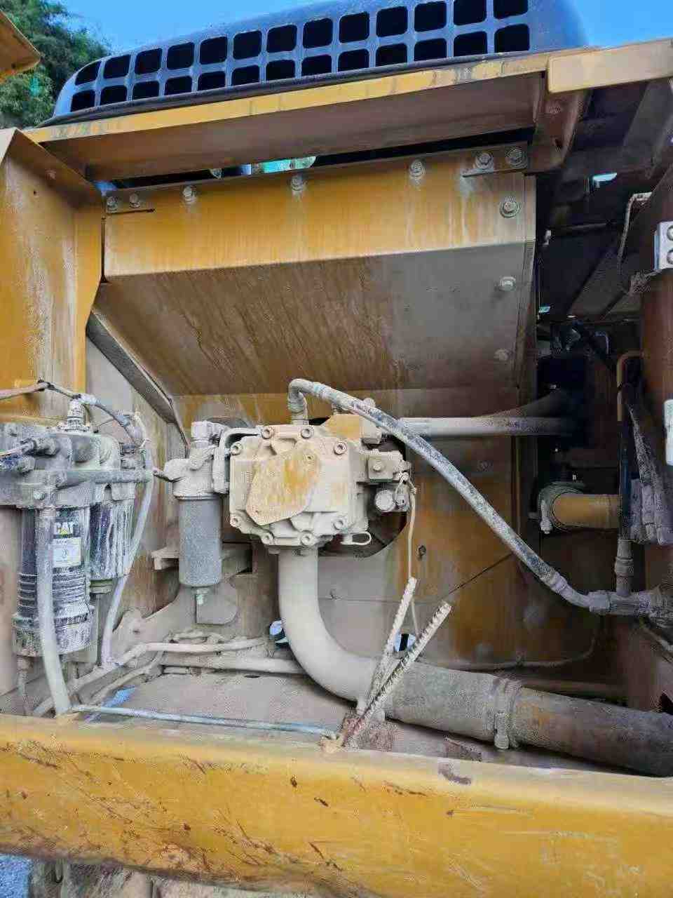 Used Caterpillar 323 Excavator 2021 Model / 8