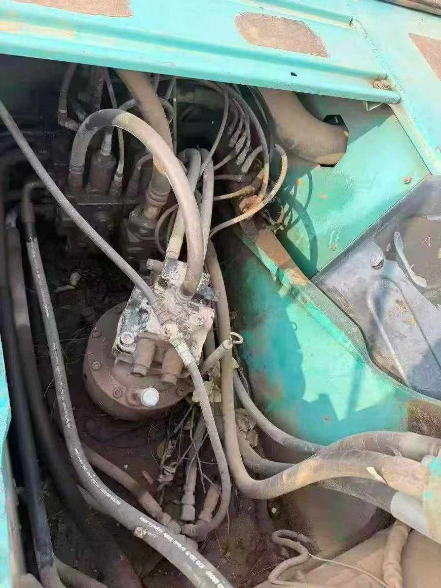 Used Kobelco SK210 Excavator 2016 Model / 5