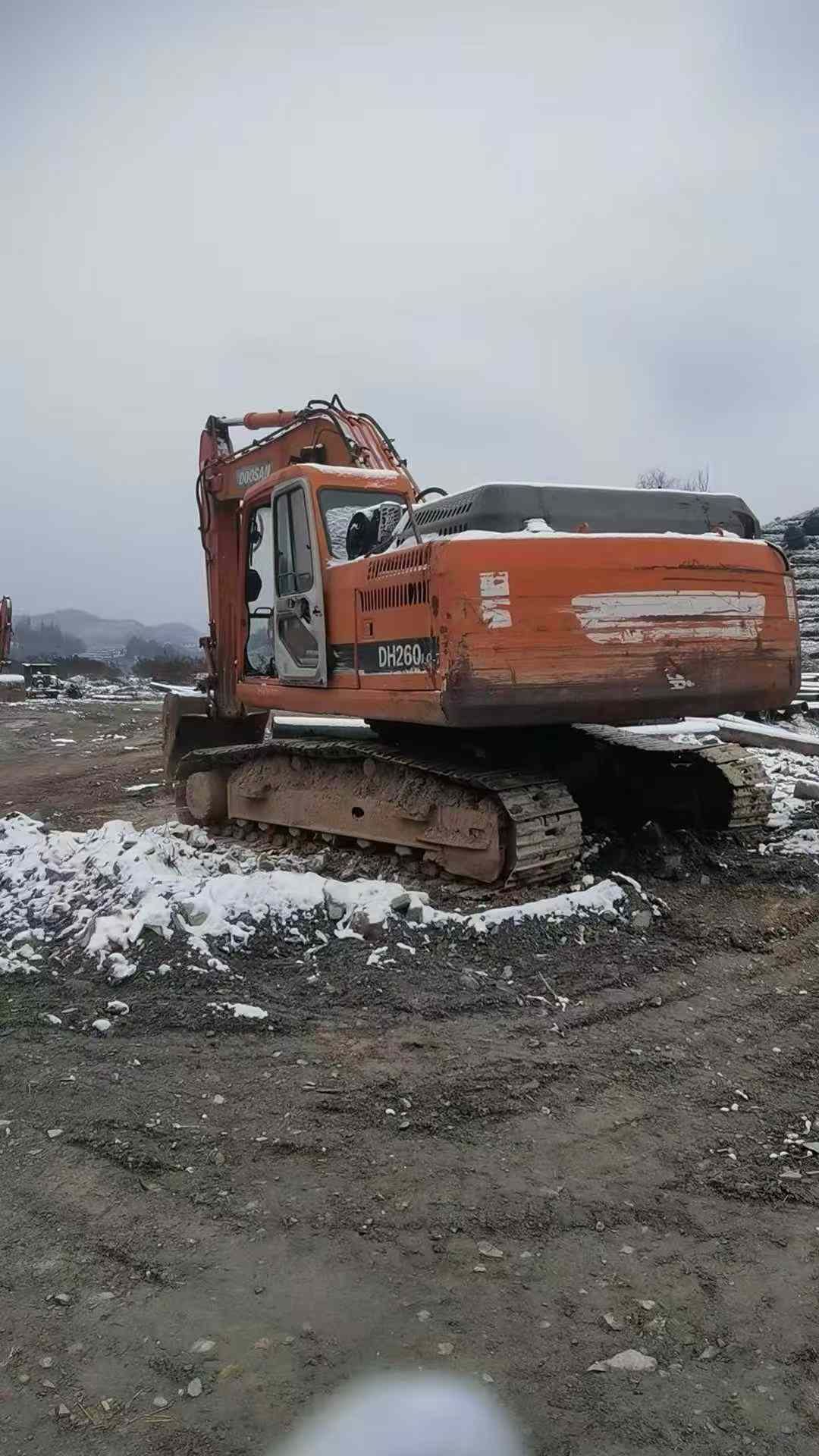Used Doosan DX225LC Excavator 2011 Model / 4