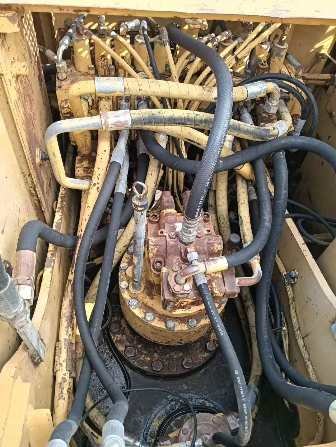 Used Caterpillar CT20 Excavator 2016 Model / 5