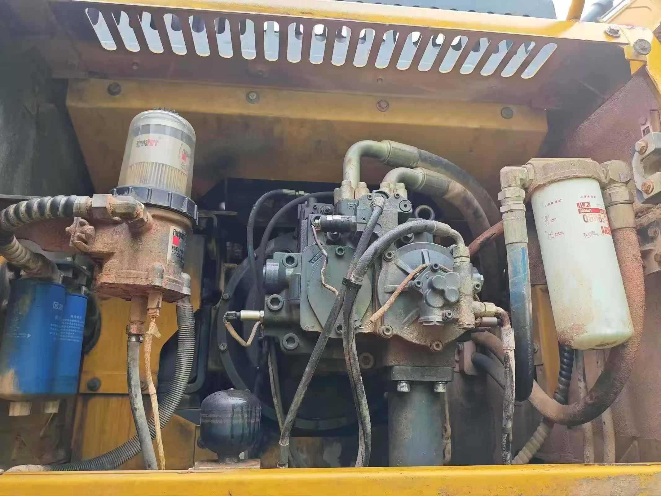 Buy XCMG XE490KS Used Excavator