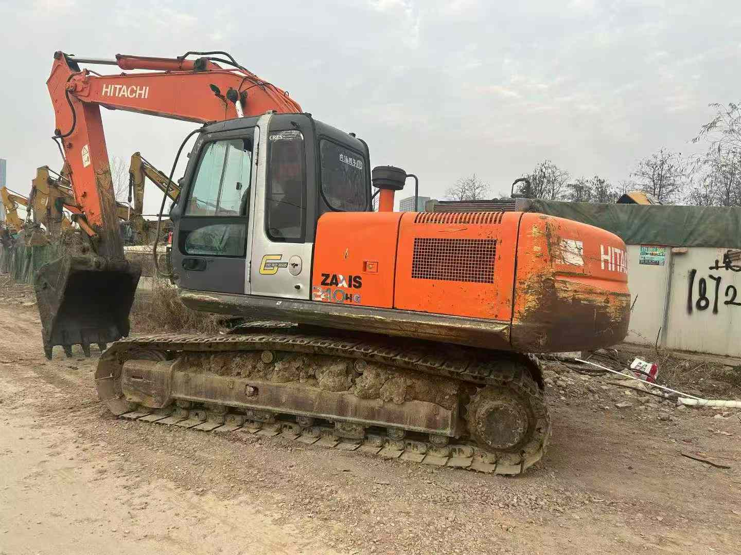 Used Hitachi EX210 Excavator 2011 Model / 3
